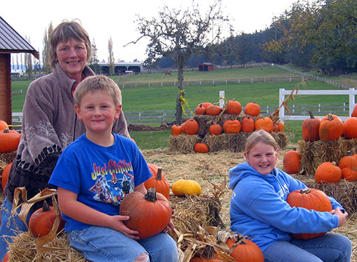 withShelbyConnorPumpkins